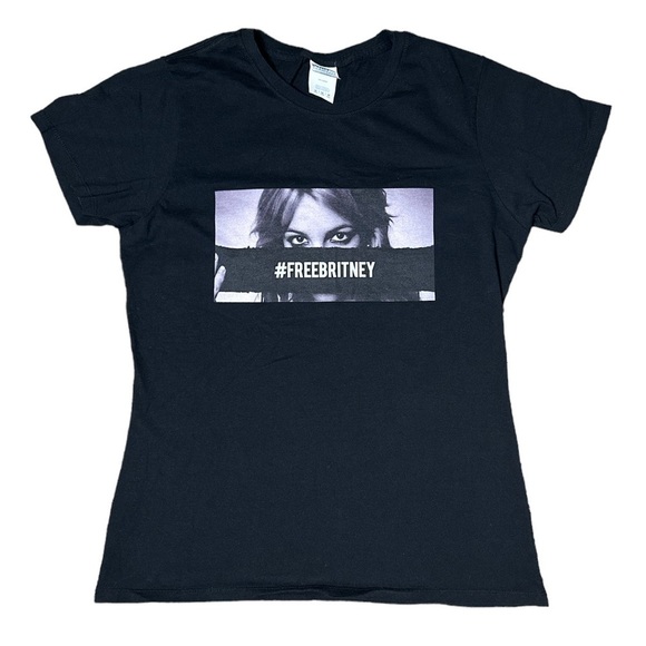 Tops - BRITNEY Spears #FreeBritney T-shirt